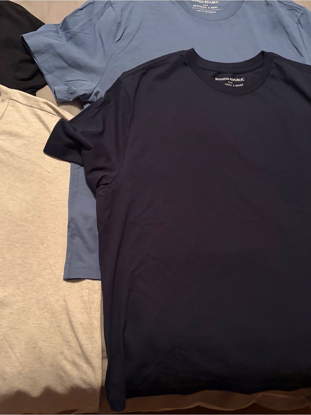 4 Banana Republic Men's Crew Neck T-Shirt - Navy, Light Blue, Black, Cream large - Picture 4 of 5